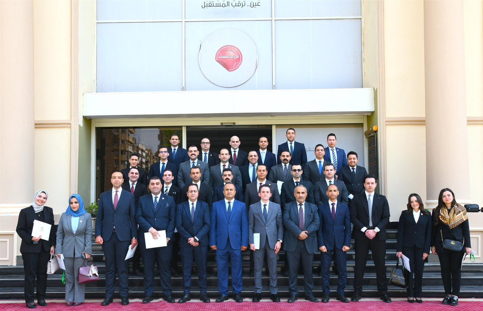 fcbcfec440.jpg