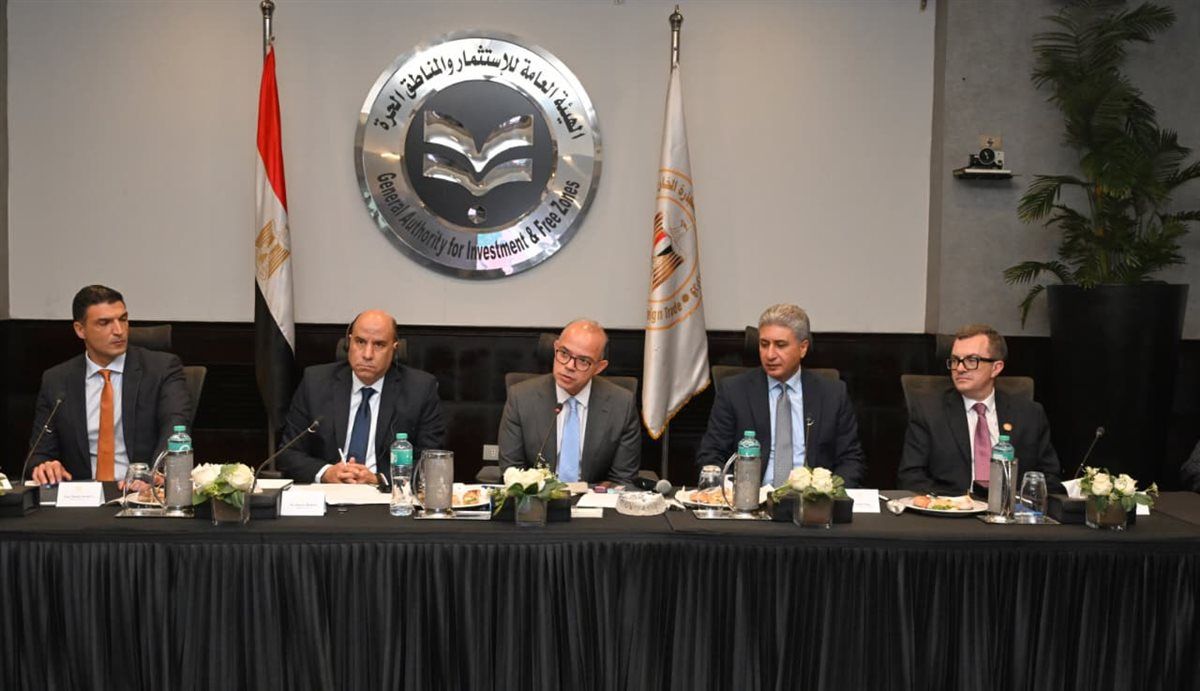 اجتماع لمناقشة الخطة التنفيذية لاستراتيجية الاستثمار الأجنبي المباشر