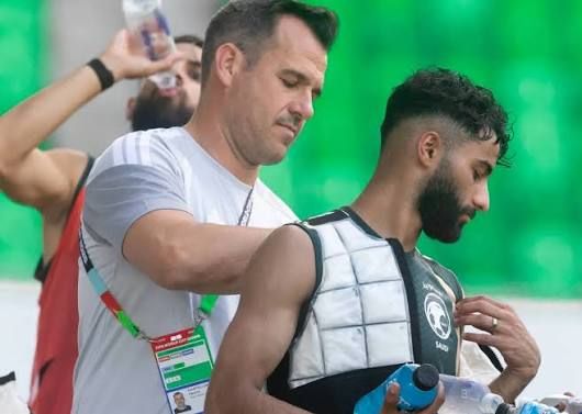الجاكت المتطور للمنتخب السعودي