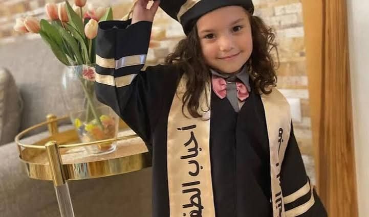 عاشت الطفلة الفلسطينية هند رجب ثلاث ساعات ونصف بين الحياة والموت قبل استشهادها