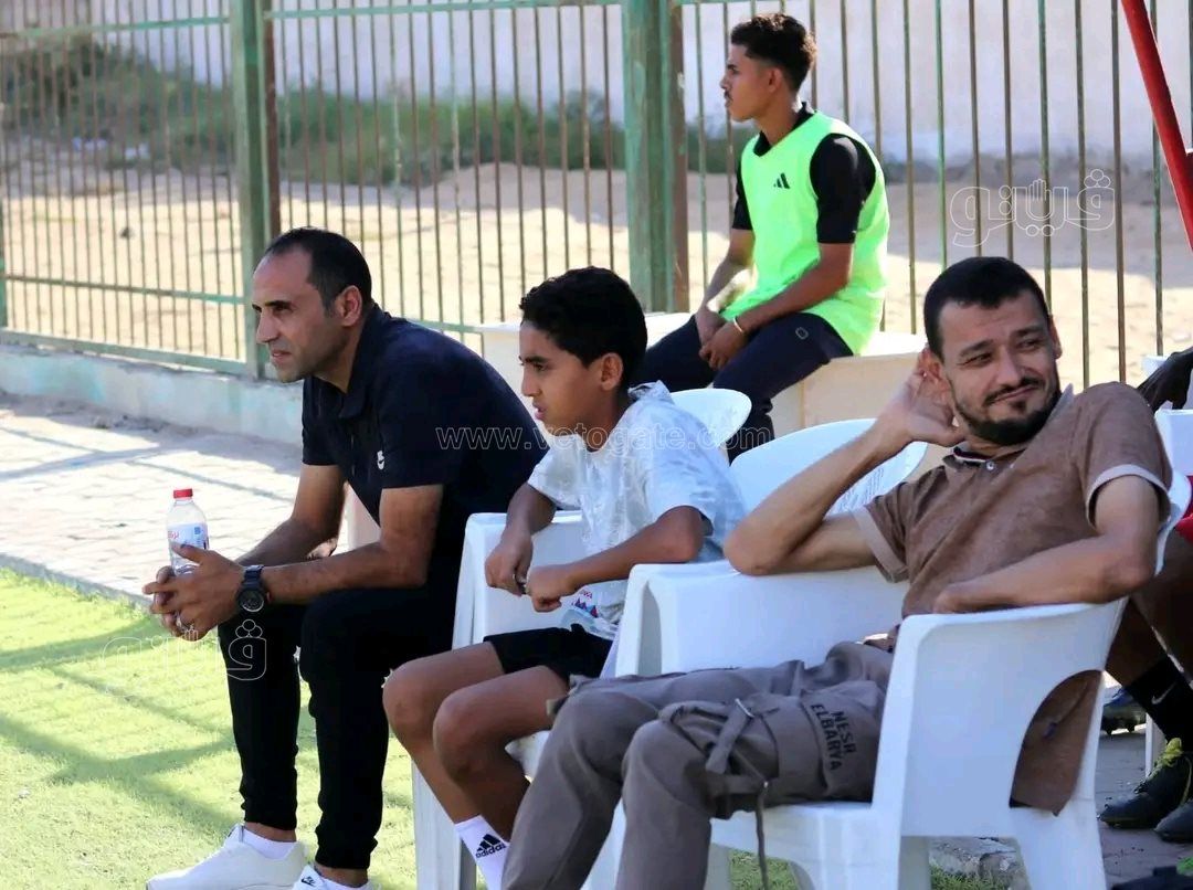 أصغر محلل أداء برفقة والده،فيتو