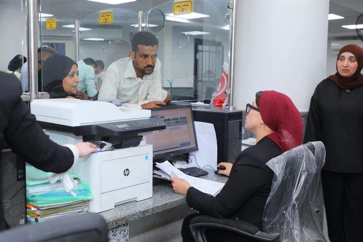 محافظ دمياط يتابع العمل في المركز التكنولوجي بمدينة دمياط