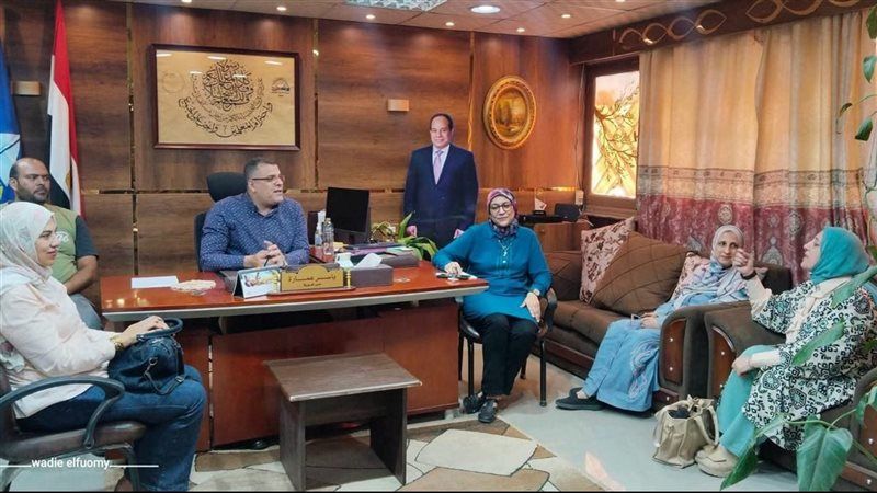 وكيل الوزارة يعقد