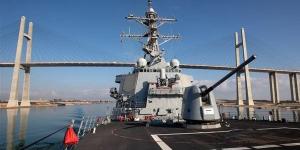 الجيش الأمريكي يعلن تدمير مسيرات وأنظمة دفاع جوي حوثية في البحر الأحمر