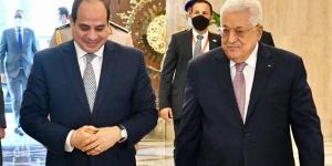 السيسي يؤكد لأبو مازن مواصلة مصر جهودها في مساندة الفلسطينيين على جميع الأصعدة