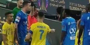 تقارير: حكم مباراة النصر والهلال وصف تصرف رونالدو بـ"المشين"