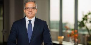 د. خالد العناني أول مدير عربي لـ«اليونسكو»: الإمارات نموذج يُحتذى في حماية التراث