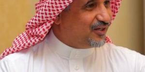 أمير عسير يكرم أول مدربي PRO قدم بالمنطقة 