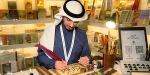«الخط السعودي» يتألق ويبرز حضوره 
في معرض جدة للكتاب