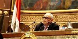 أبو شقة يترشح على رئاسة الوفد