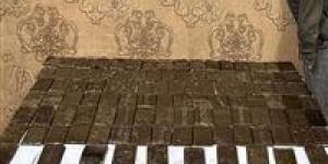 "ربة منزل متورطة".. حيازة مخدرات بالقاهرة