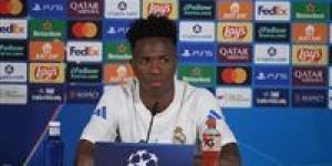 فينيسيوس جونيور يكشف كواليس خلافه مع تشابي ألونسو ويعترف: أخطأت في الكلاسيكو