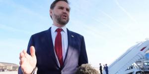 قبيل سفره إلى إسلام آباد..فانس يتطلع إلى مفاوضات بناءة ويحذر إيران من المناورة