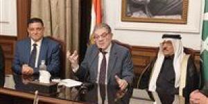 خلال لقائه بمجلس القبائل العربية والعائلات المصرية.. رئيس الوفد: سقوط إيران الخطر الأكبر الذي يهدد المنطقة العربية ودول الخليج