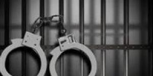 لمنعها من الذهاب لوالدتها.. حبس عامل أنهى حياة طفلته ضربا بالطالبية