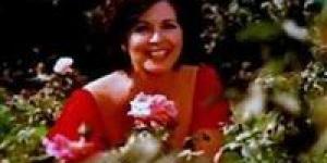 تألقي مثل السندريلا في شم النسيم .. ماهو سر اللون الاحمر ؟