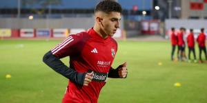 كوكا ينتظم في تدريبات الأهلي بعد التعافي من الإصابة