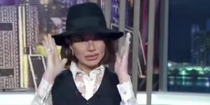 بسمة وهبة ترفع القبعة للداخلية وتؤدي التحية العسكرية بسبب "رضيعة مستشفى الحسين الجامعي