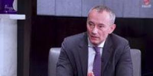 الليلة على «القاهرة الإخبارية»..نيكولاي ملادينوف يفتح ملفات الإعمار والسلام بغزة