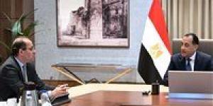 رئيس الوزراء يستعرض مع وزير المالية أبرز النشاطات في اجتماعات صندوق النقد والبنك الدوليين