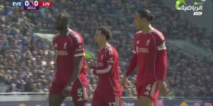 إيفرتون ضد ليفربول.. ملخص اهداف ونتيجة مباراة ليفربول وإيفرتون في الدوري الإنجليزي بعد مرور 20 دقيقة