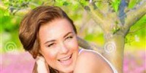 “البساطة”.. لماذا يتخلى الجيل الجديد عن التعقيد وهل أصبحت هي الرفاهية الحقيقية؟