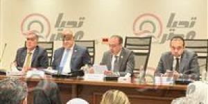 مدير صحة جنوب سيناء يثير أزمة مخصصات الأمن والنظافة.. ورئيس اللجنة يؤكد: سنصدر توصية للوزارة لحل الأزمة
