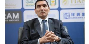 وزير الشباب والرياضة يطمئن على بعثة الزمالك قبل نهائي الكونفدرالية