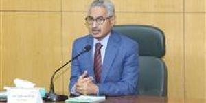 محافظ بني سويف يلتقي حملة الدكتوراه والماجستير من العاملين بالديوان العام والوحدات المحلية لبحث رُؤى وأفكار دعم التنمية وتحسين الأداء الحكومي