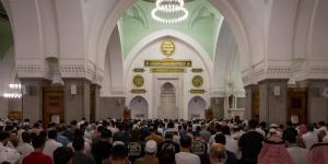 مسجد قباء يشهد توافد الحجاج خلال عشر ذي الحجة وسط منظومة خدمية متكاملة