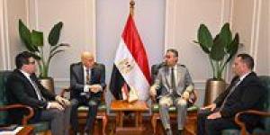 وزير التموين يؤكد تشديد الرقابة على المخابز البلدية لضمان وصول الدعم لمستحقيه