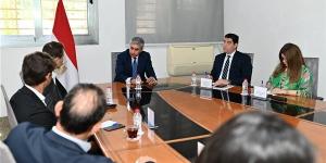 وزير السياحة: التوسع في الاستثمار الفندقي بالوجهات السياحية المصرية