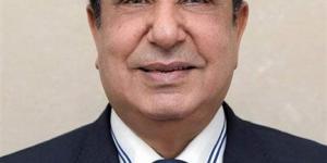 خالد عبد العزيز شاهد علي زمن الفن الجميل