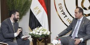 الرعاية الصحية: تطوير شبكة خدمات طبية مبتكرة لعلاج الأورام في أسوان وجنوب سيناء