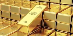 الذهب يتراجع مع تضاؤل آمال انحسار التضخم