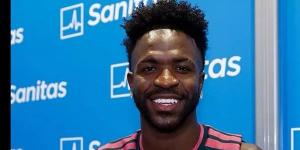 فينيسيوس يخضع للكشف الطبي في ريال مدريد قبل انتظامه بالمران