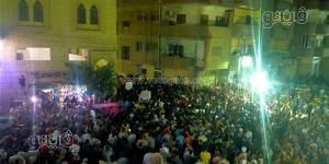 في جنازة مهيبة، أهالي الحسينية بالشرقية يشيعون جثماني سيدة ورضيعها ضحايا انقلاب سيارة بجنوب سيناء