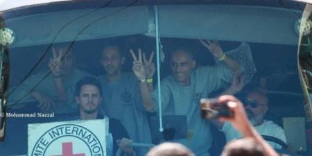 (صور):وصول 96 أسيراً فلسطينياً محرراً إلى رام الله ضمن المرحلة الأولى من صفقة التبادل