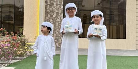 «فرجان دبي» تحتفل بمواليد أكتوبر بكعكة إماراتية