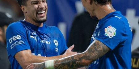 الهلال يمزق شباك الاتفاق بخماسية