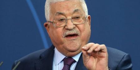 الرئيس عباس يصدر إعلاناً دستورياً بشأن من يتولى مهام رئيس السلطة حال شغور المركز