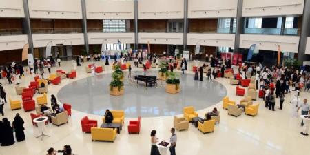 الوقت والتخصص والتنسيق.. تحديات طلبة الجامعات في التدريب الميداني
