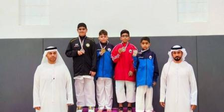 الشارقة وشباب الأهلي يتصدران كاراتيه نجوم المستقبل