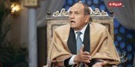 صوته
بكل
بيت..
دولة
التلاوة
تكرّم
الشيخ
أحمد
نعينع
أيقونة
التلاوة
الخاشعة