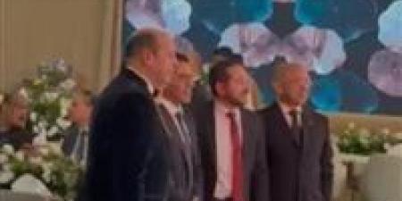 نجوم
      الرياضة
      يحتفلون
      بزفاف
      محمود
      بنتايج
      على
      ابنة
      أحمد
      سليمان