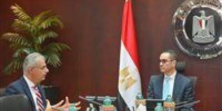 وزير
      الاستثمار:
      مصر
      تستهدف
      الاستغلال
      الأمثل
      لموارد
      الطاقة
      المستدامة
      وفي
      مقدمتها
      الطاقة
      الشمسية