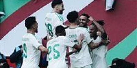 بهدف
      رياض
      محرز
      وطرد
      صلاح
      عادل:
      منتخب
      الجزائر
      يتقدم
      على
      السودان
      بهدف
      نظيف
      في
      كأس
      أمم
      أفريقيا