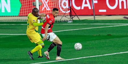 شوبير:
مصطفى
محمد
جاهز
لمواجهة
جنوب
إفريقيا
ويعتبر
البطولة
«حياة
أو
موت»