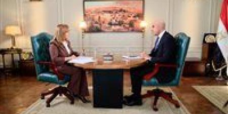 وزير
      التعليم:
      لدينا
      25
      مليونًا
      و700
      ألف
      طالب
      في
      المدارس
      هم
      مستقبل
      مصر
      القادم