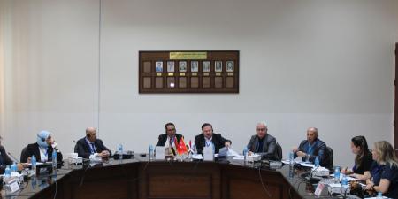 نقابة
      الغزل
      والنسيج
      تعلن
      عن
      تعاون
      مشترك
      مع
      نظيرتها
      التركية
      لدعم
      العمالة
      وتعزيز
      الاستثمار
      الصناعي